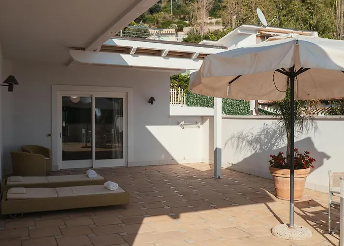 Grotta Di TiberioAlbergo